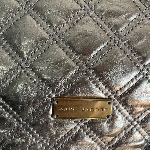 Marc Jacobs Gold Quilted Leather Large Bow Chain Shoulder Bag - Picture 9 of 12